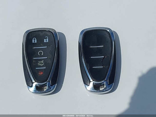 1G1ZD5ST9JF268813 Chevrolet MALIBU LT