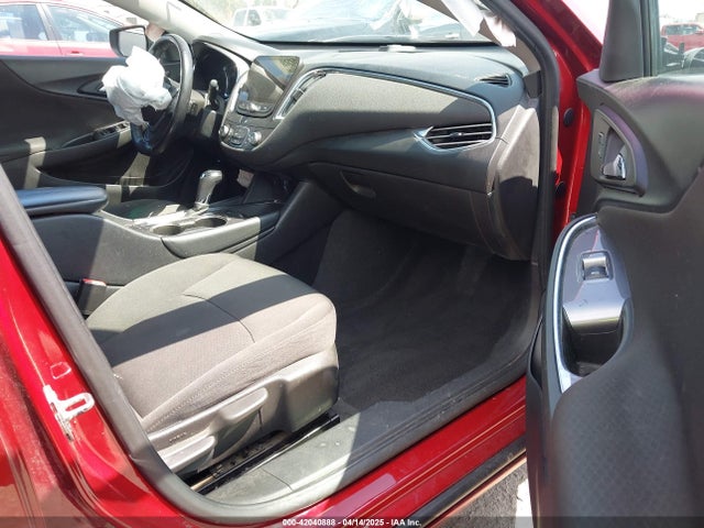 1G1ZD5ST9JF268813 Chevrolet MALIBU LT