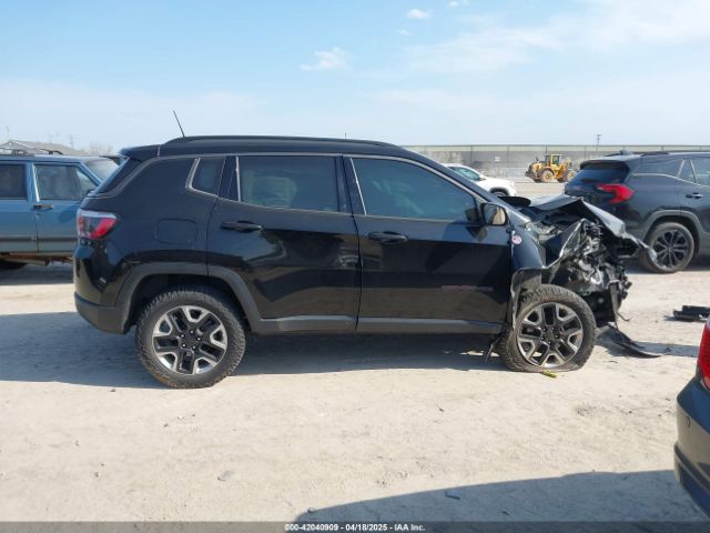 3C4NJDDB5JT419276 Jeep Compass Trailhawk 4x4
