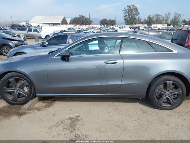 Mercedes-Benz m276 2018 WDD1J6FBXJF023366 Image 14