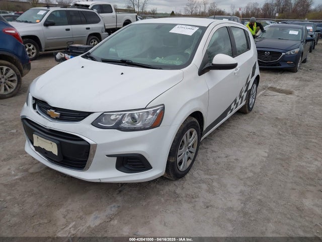 1G1JG6SG8H4149928 Chevrolet Sonic Lt Auto