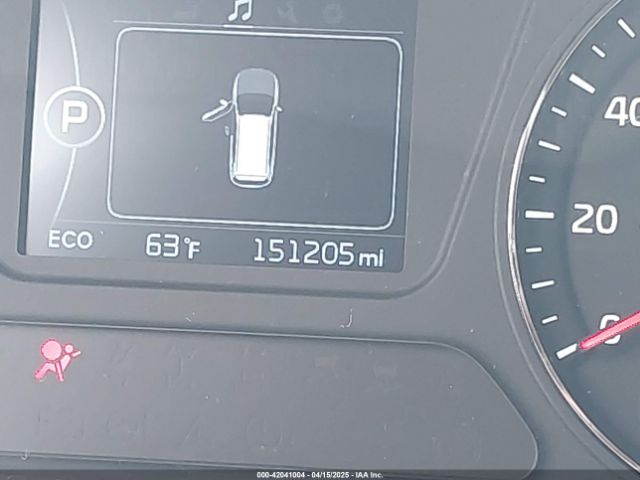 5XYPGDA56HG209874 KIA Sorento 3.3l Lx