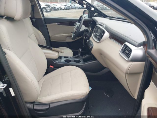 5XYPGDA56HG209874 KIA Sorento 3.3l Lx