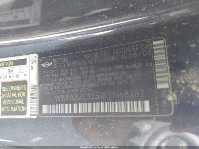 2008 MINI COOPER CLUBMAN WMWML33518TN68282 Photo 8