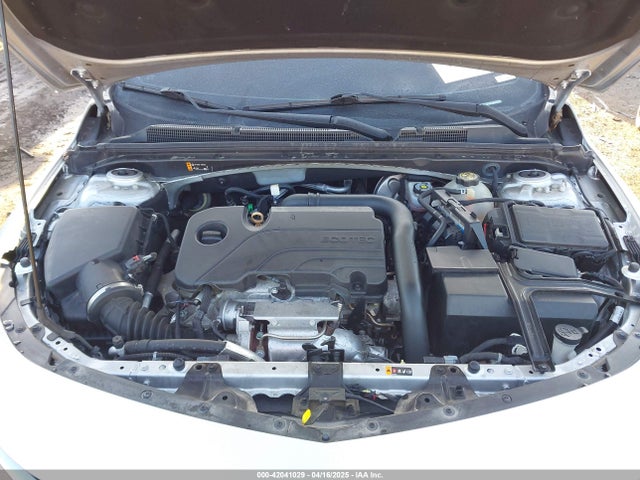 1G1ZD5STXMF073338 Chevrolet Malibu Fwd Lt