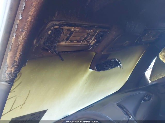 1G1ZD5STXMF073338 Chevrolet Malibu Fwd Lt