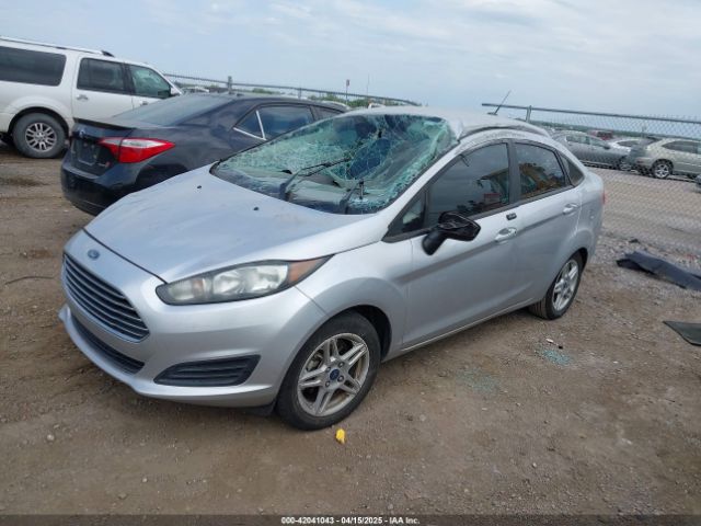 3FADP4BJ9JM125030 Ford FIESTA SE