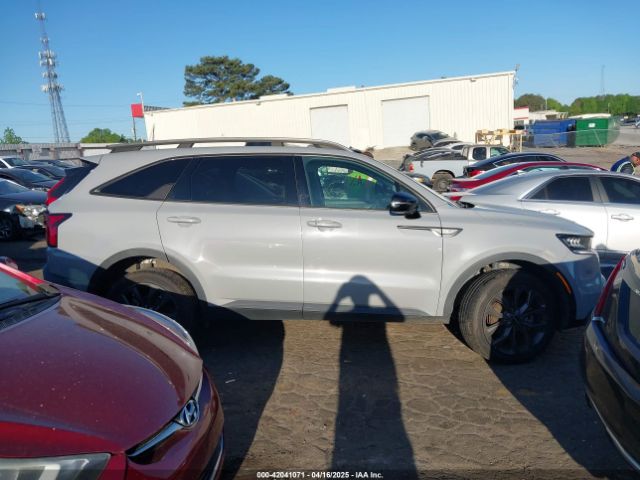 5XYRHDLF7NG070362 KIA Sorento X-line Ex