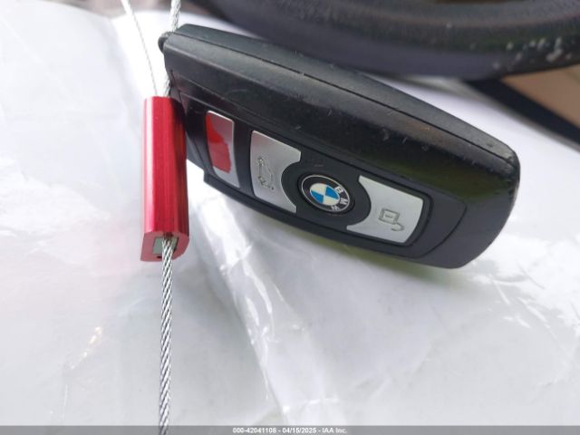 WBA8A9C38HK864754 BMW 320i