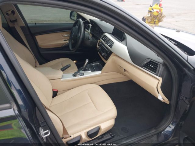 WBA8A9C38HK864754 BMW 320i