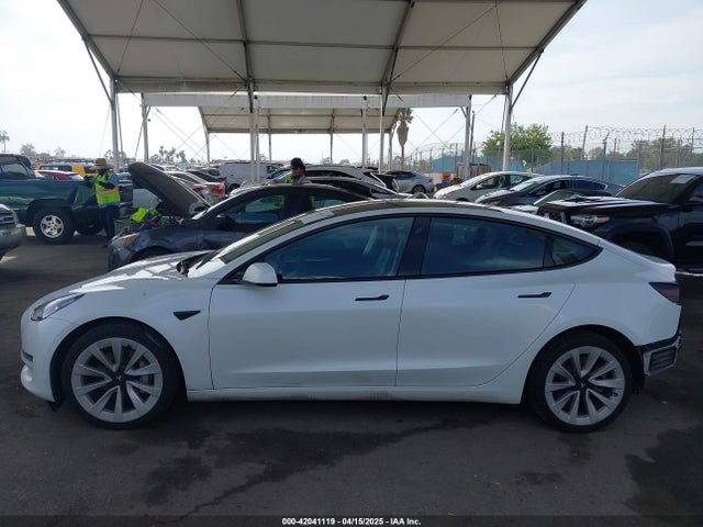 Tesla Model 3 Rear-wheel Drive 2022 5YJ3E1EA5NF299550 Image 15