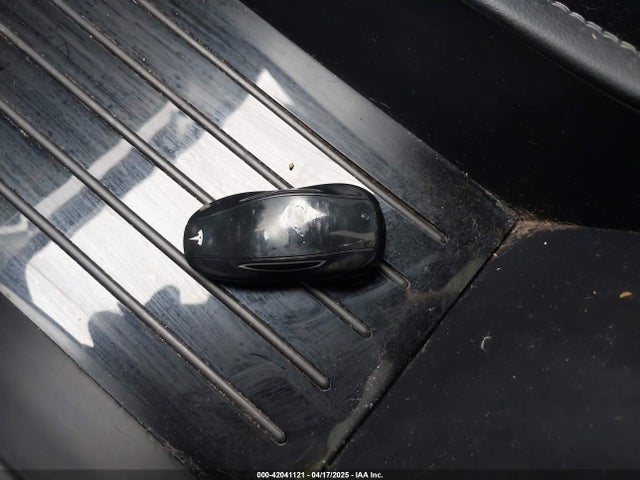 2015 TESLA MODEL S 5YJSA4H26FFP74220 Photo 10