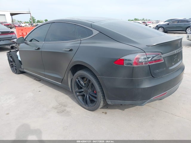 2015 TESLA MODEL S 5YJSA4H26FFP74220 Photo 2