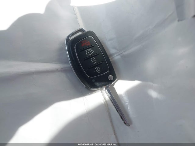 5NPE24AF4GH343059 Hyundai SONATA SE
