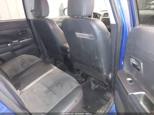 JA4AR3AW5JZ033503 Mitsubishi Outlander Sport 2.4 Se