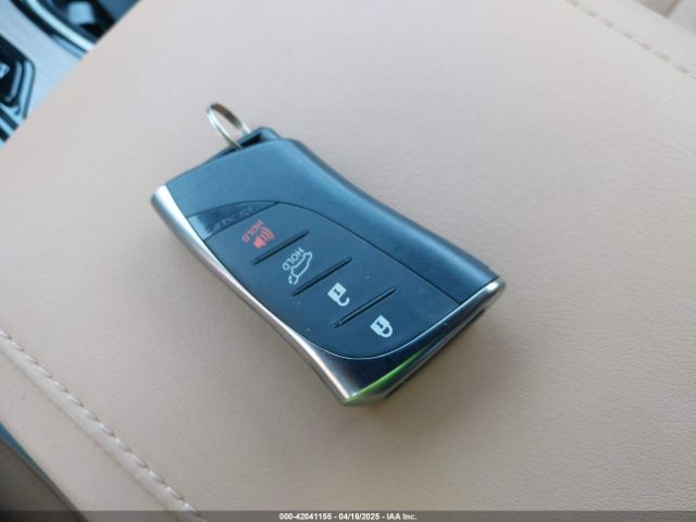 2T2BAMCA6RC051132 Lexus t24a-fts