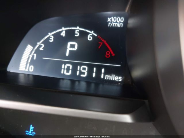 3MYDLBJV3LY709015 Toyota YARIS LE