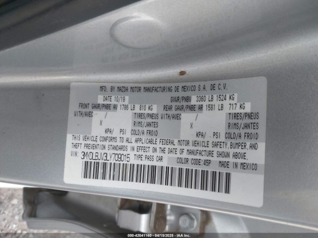 3MYDLBJV3LY709015 Toyota YARIS LE