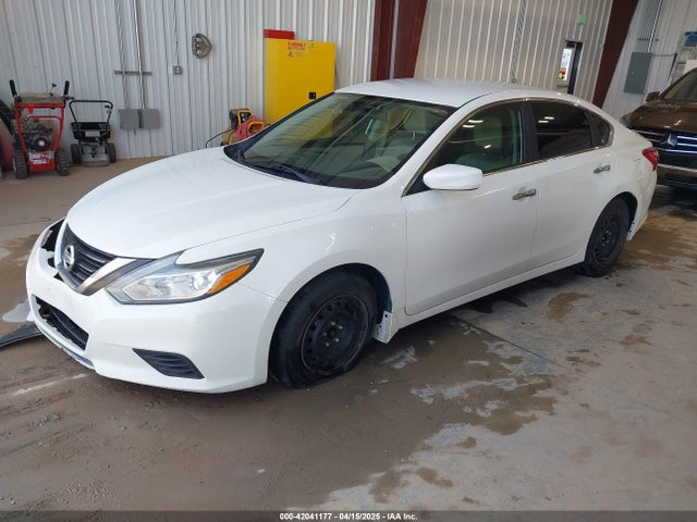 1N4AL3AP4GC114218 Nissan 2016