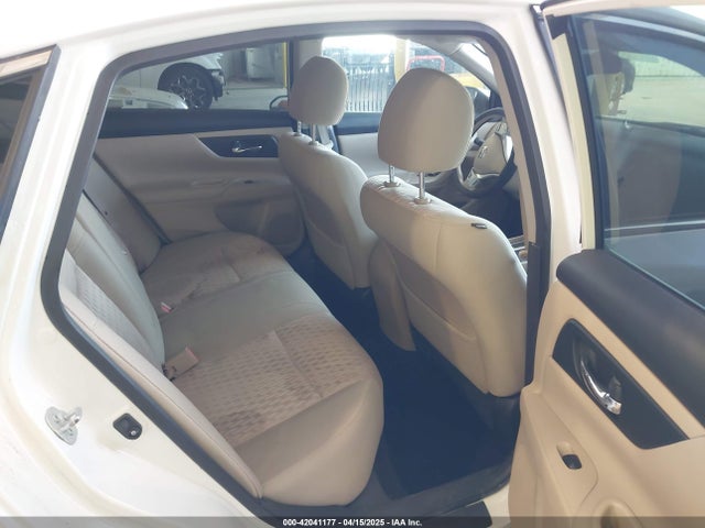 1N4AL3AP4GC114218 Nissan 2016