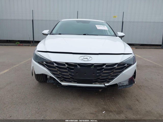 5NPLN4AG3NH074525 Hyundai ELANTRA SEL