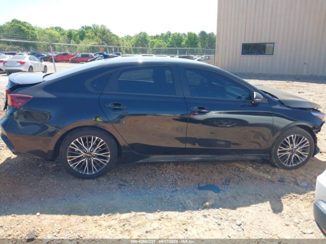 3KPF54AD2PE685043 KIA Forte Gt-line