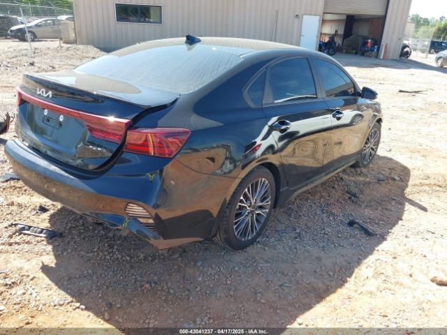 3KPF54AD2PE685043 KIA Forte Gt-line