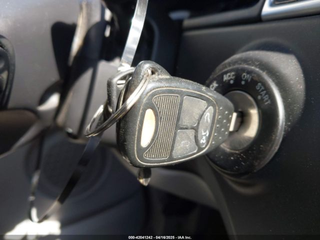 2008 CHRYSLER PACIFICA 2A8GM68X08R609025 Photo 10