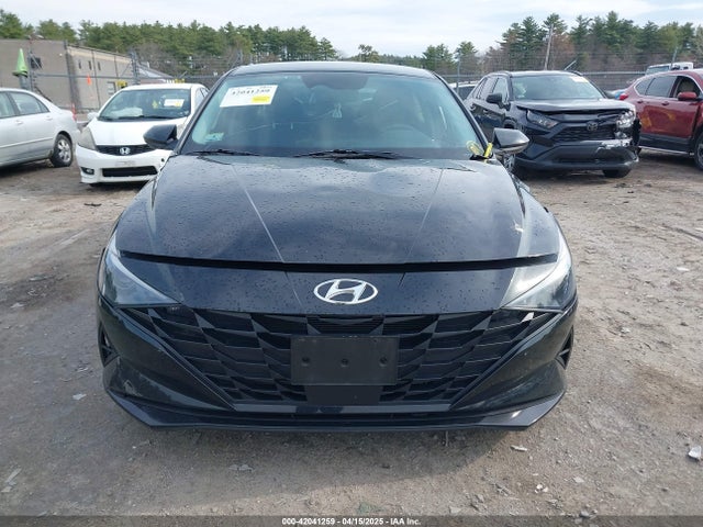 KMHLS4AG8NU340311 Hyundai ELANTRA SEL