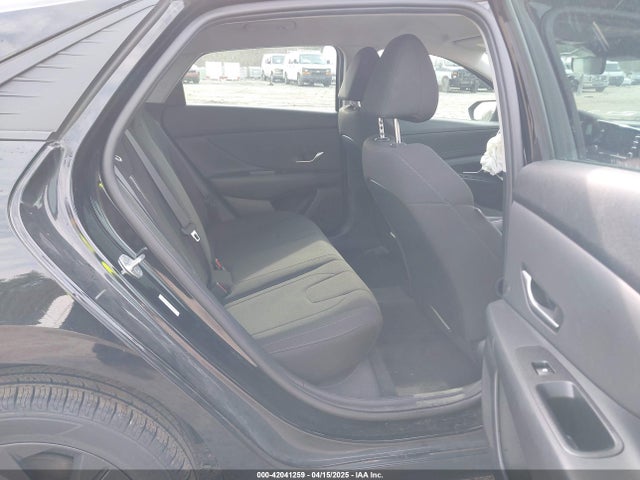 KMHLS4AG8NU340311 Hyundai ELANTRA SEL