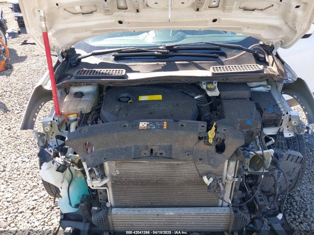 1FMCU0GX4GUB99394 Ford ESCAPE SE