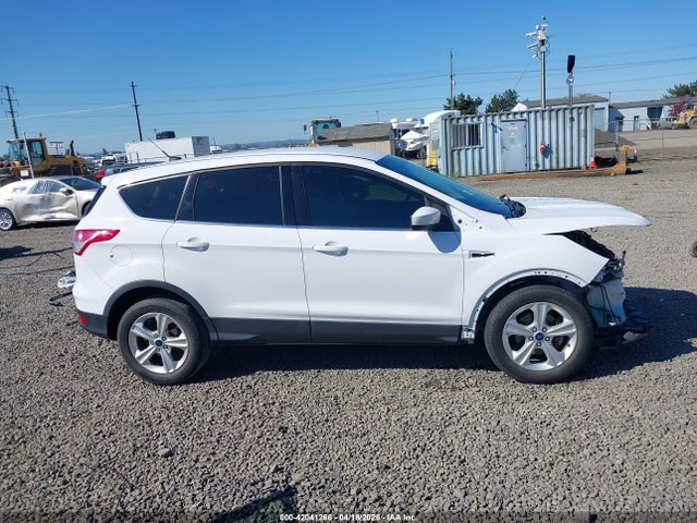 1FMCU0GX4GUB99394 Ford ESCAPE SE