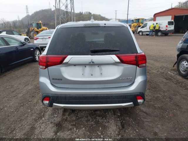 JA4AZ3A37HZ011020 Mitsubishi Outlander Se
