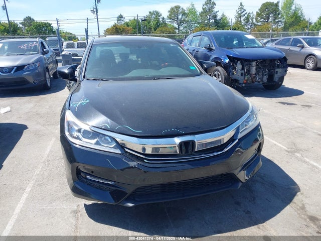 1HGCR2F57HA182689 Honda Accord Sport