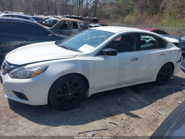 1N4AL3AP8HC288973 Nissan Altima 2.5 Sr