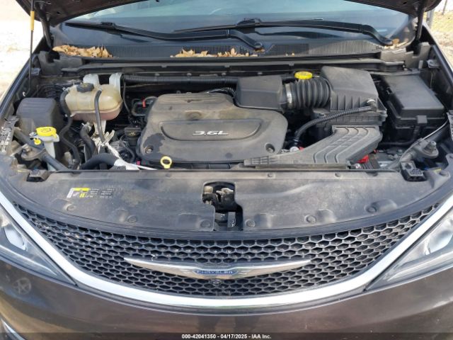 2C4RC1GG2HR668925 Chrysler Pacifica Limited