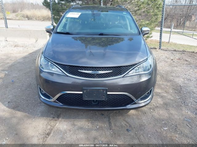 2C4RC1GG2HR668925 Chrysler Pacifica Limited