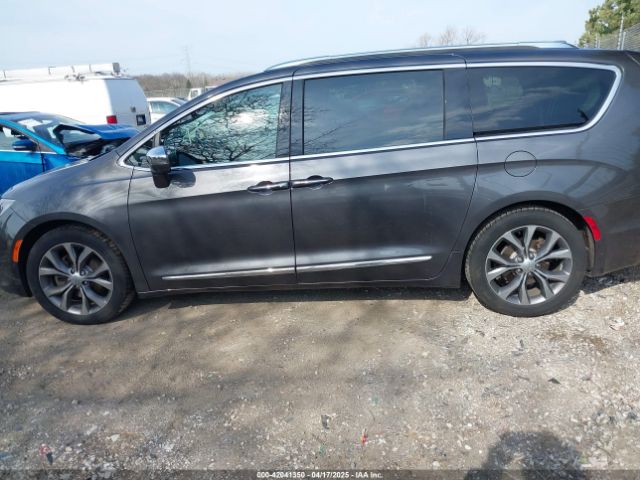 2C4RC1GG2HR668925 Chrysler Pacifica Limited