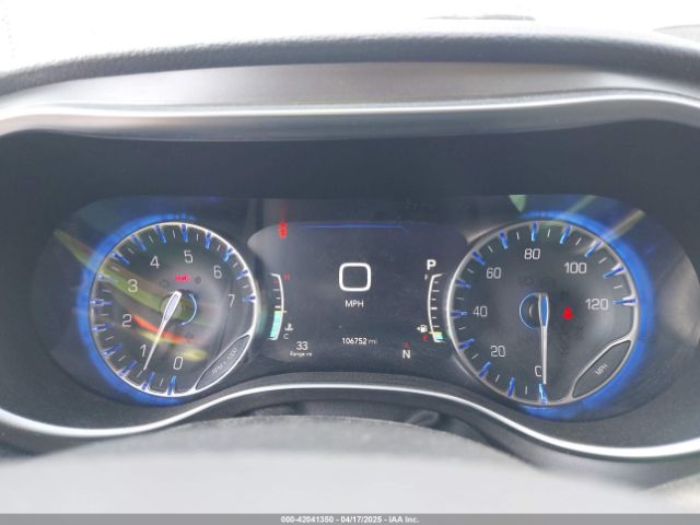 2C4RC1GG2HR668925 Chrysler Pacifica Limited