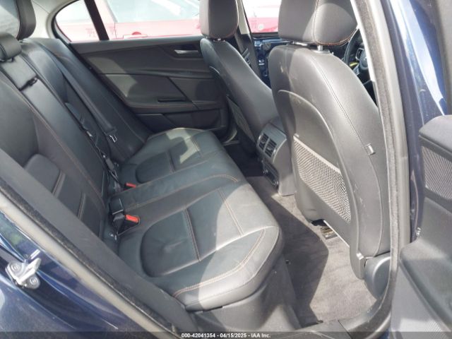 2017 JAGUAR XE SAJAE4BG5HA973731 Photo 7