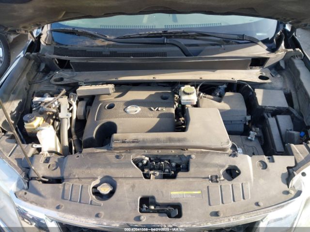 5N1AR2MNXEC705742 Nissan Pathfinder S