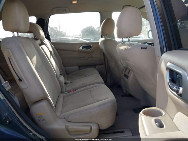 5N1AR2MNXEC705742 Nissan Pathfinder S