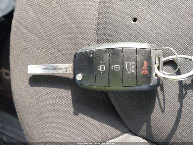KNDJN2A22J7601923 KIA Soul