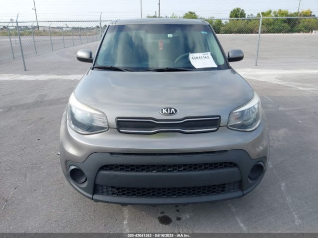 KNDJN2A22J7601923 KIA Soul