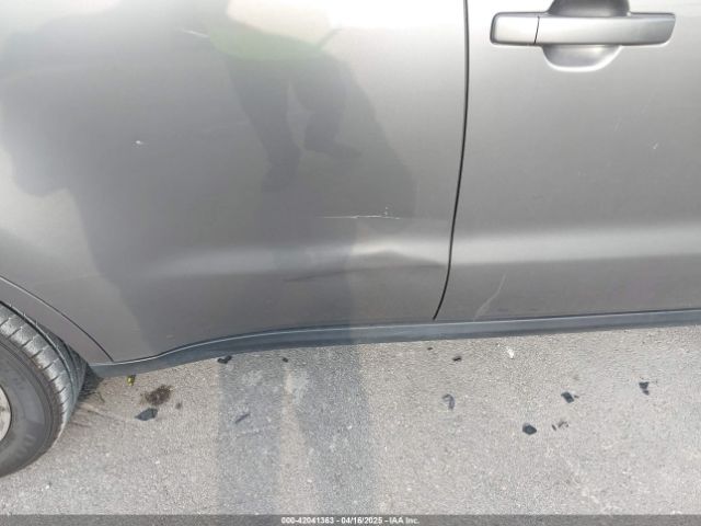 KNDJN2A22J7601923 KIA Soul