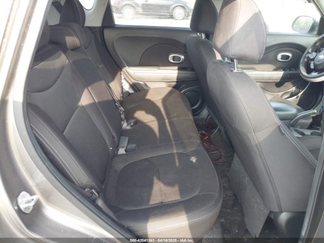 KNDJN2A22J7601923 KIA Soul