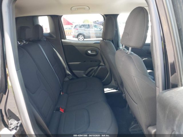 ZACNJABB3KPK90090 Jeep Renegade Latitude Fwd