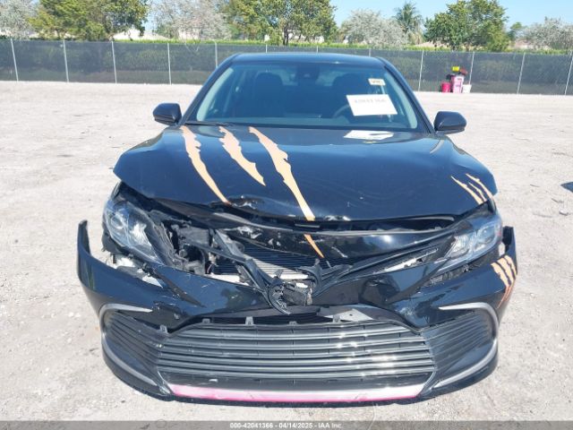 4T1C11AK0MU563298 Toyota CAMRY LE