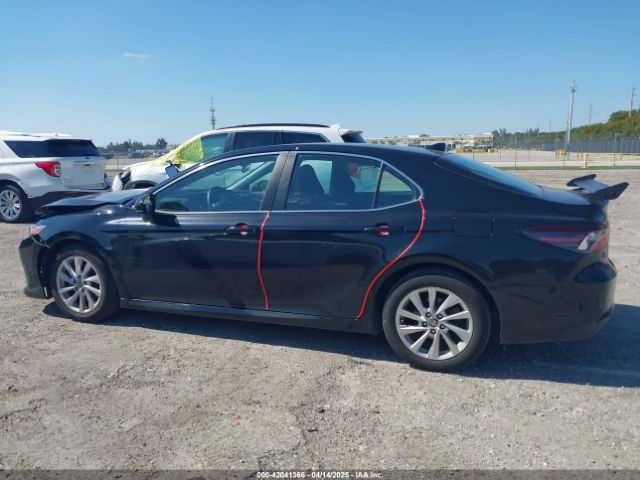4T1C11AK0MU563298 Toyota CAMRY LE