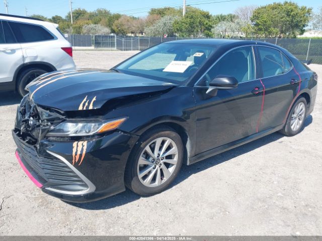4T1C11AK0MU563298 Toyota CAMRY LE